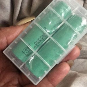Samsung 18650 batteries (2)